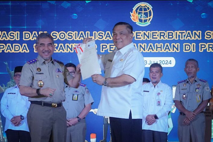 Minimalisir Risiko Kehilangan, Pj Gubri Dorong Sertifikat Tanah Elektronik