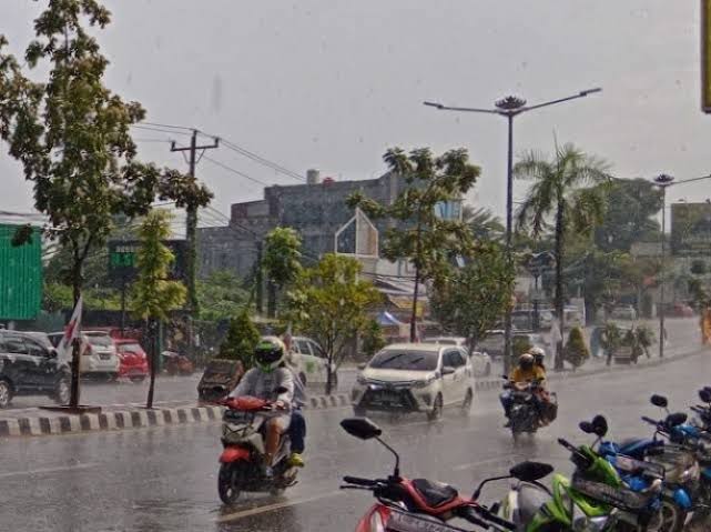 Cuaca Dominan Cerah Berawan, Ada Hujan Tidak Merata Hari ini di Riau