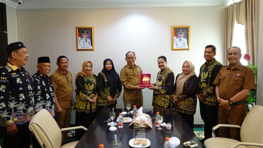 Bupati Inhil Terima Kunjungan FPK Riau, Bahas Penguatan Nilai Kebangsaan dan Kerukunan