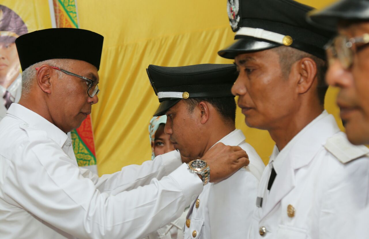 Pj Bupati Inhil Ambil Sumpah Jabatan 3 Pj Kades Kecamatan GAS