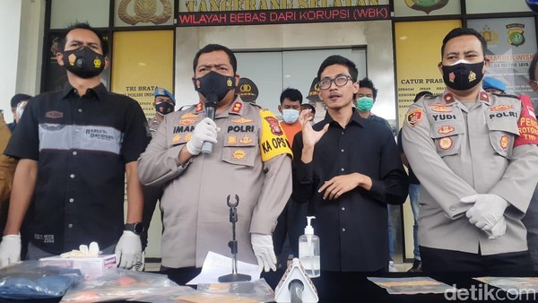 Pelaku Pembunuhan Pasutri Terungkap, Pelaku Adalah Kuli yang Kerja di Rumah Korban