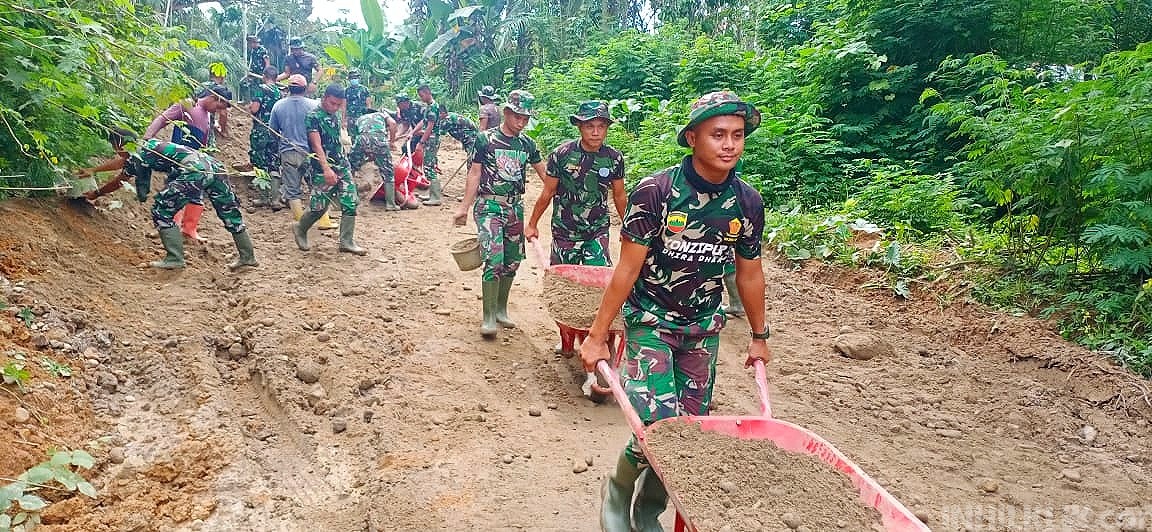 Semangat Bekerja Satgas Kodim 0204/DS Tak Kendor Hingga Akhir Kegiatan TMMD