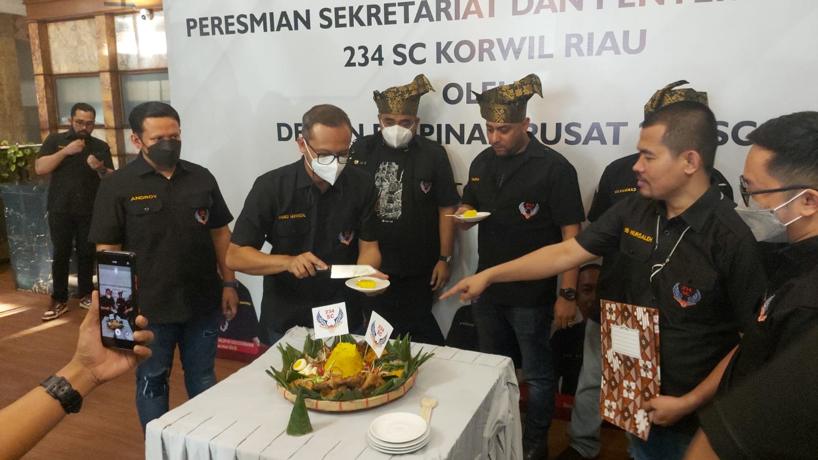 Pengurus 234 SC Riau Terima SK dan Resmikan Sekretariat Baru