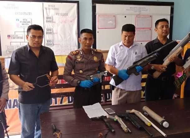 Cegah Paham Radikalisme, Polsek Biromaru Sita Senjata Rakitan