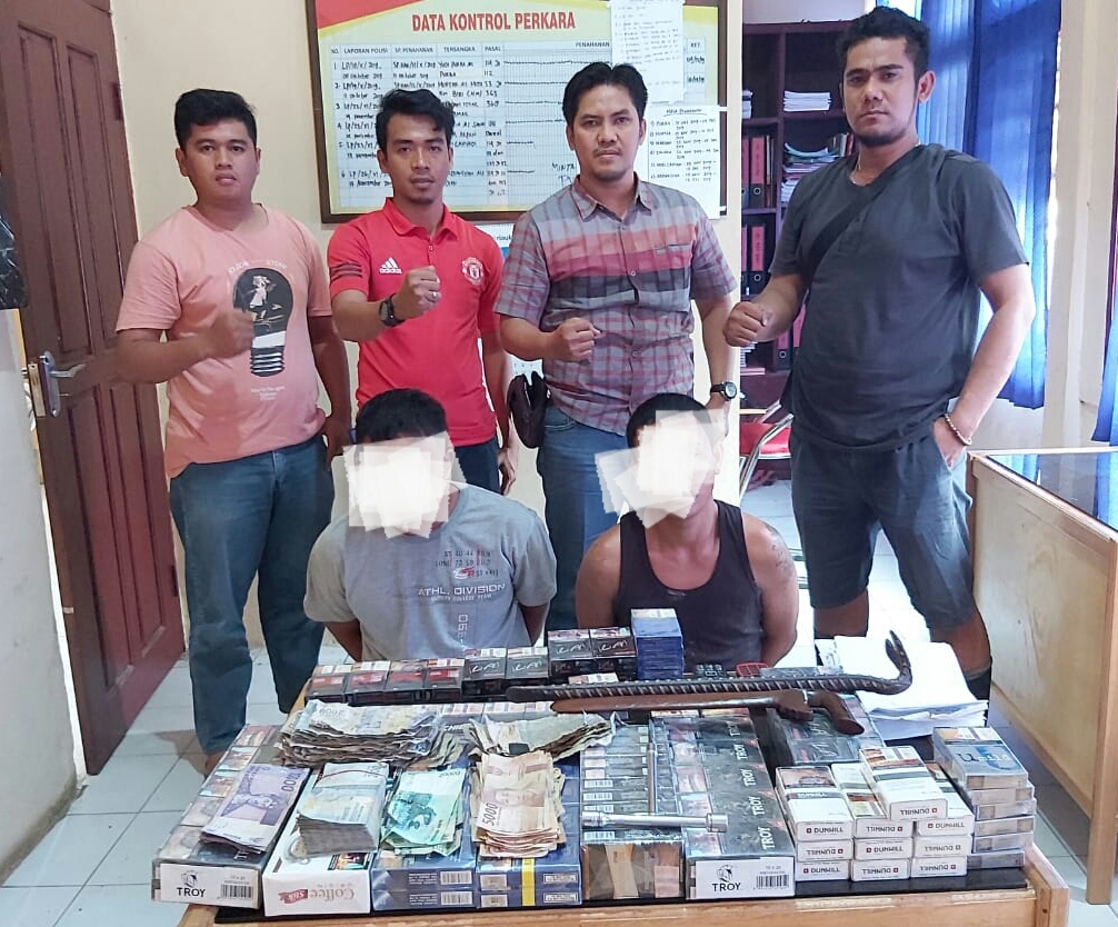 Dua Pria ini Akhirnya Dibekuk Polisi Setelah Menjadi Buron Selama 9 Bulan