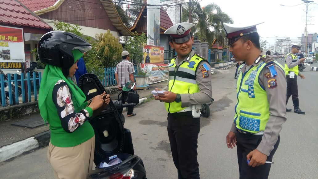 Tak Lengkap, 21 Pengendara di Inhil Ditilang