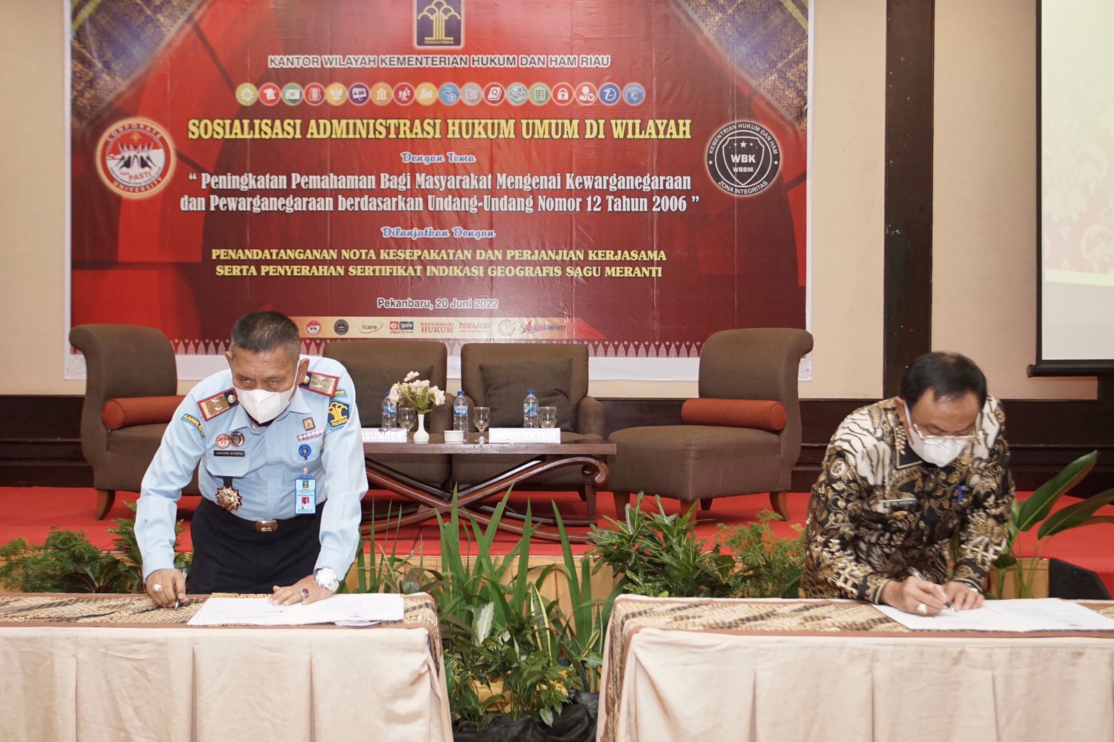Bupati Inhil Tandatangani Mou dengan Kanwil Kemenkumham Provinsi Riau