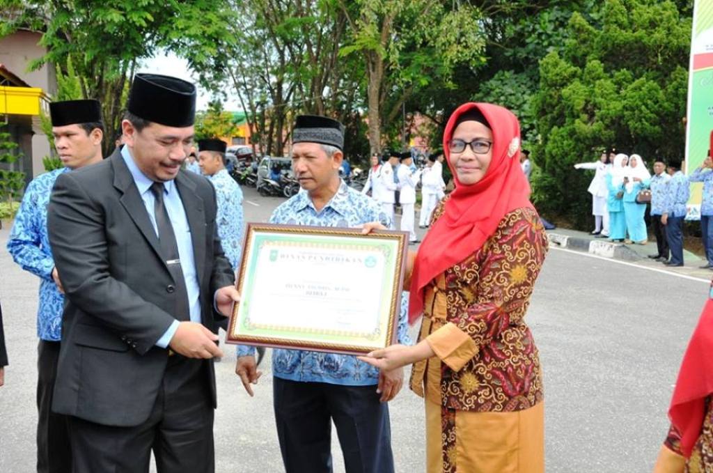 Harumkan Nama Inhu, Henny Jacobs Wakili Riau ke Tingkat Nasional