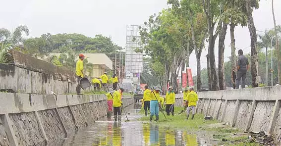Hati-hati, Buang Sampah Sembarangan, KTP Ditahan