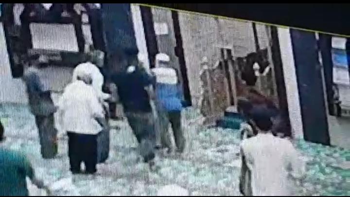 Imam Masjid Al Falah Pekanbaru Diserang Usai Shalat