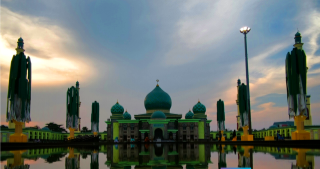 Peringatan Nuzulul Quran di Masjid Raya Annur, Pj Gubri Akan Santuni 1.000 Anak Yatim