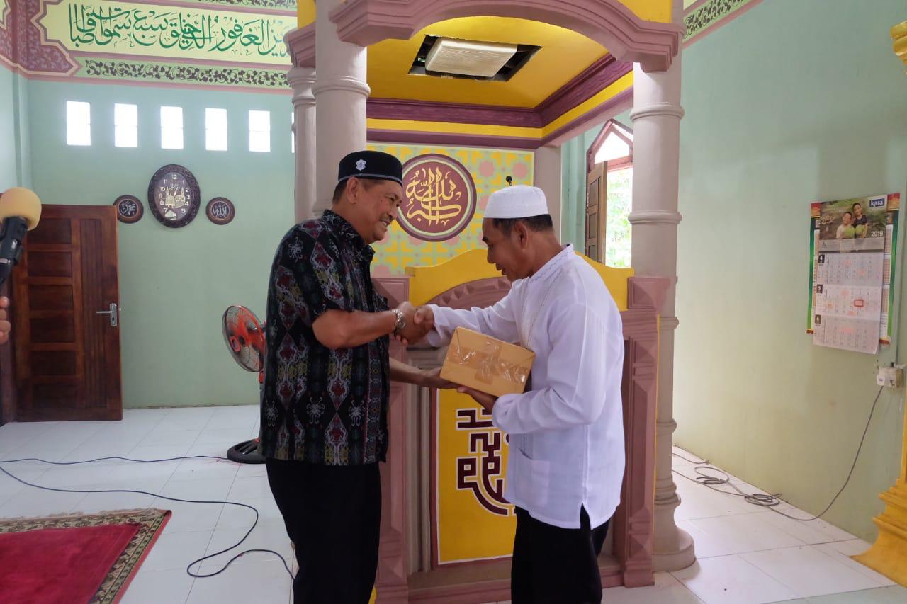 Sekaligus Pantau Pembangunan,  Wabup Inhil Safari Ramadan ke Kecamatan Kateman