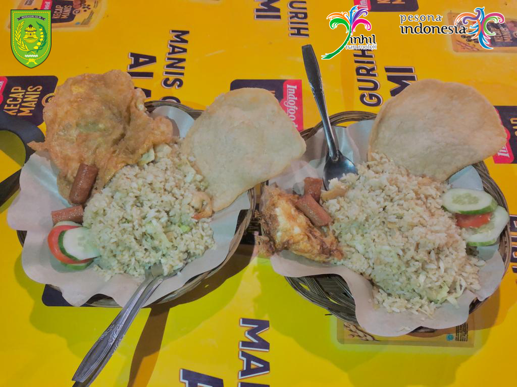 Berkunjung ke Tembilahan Wajib Cobain Nasi Goreng ini