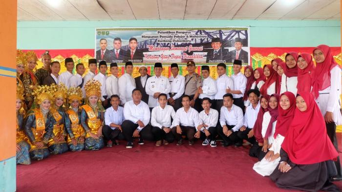 Bupati Inhil Hadiri Pelantikan HPPMK-P di Keritang