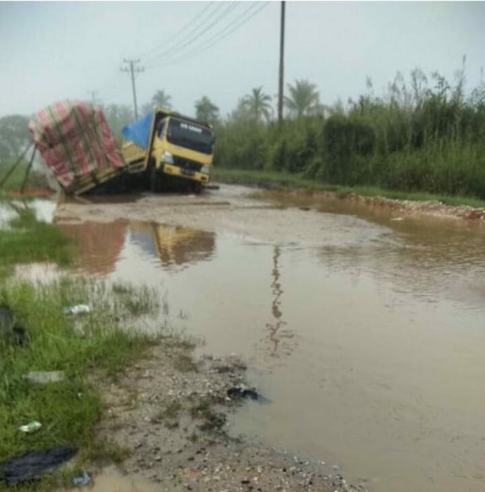 Dinas PUPR Riau Segera Perbaiki Ruas Jalan di Tembilahan