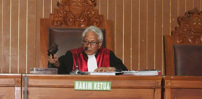 Setya Novanto Bebas Jadi Aib Presiden Jokowi