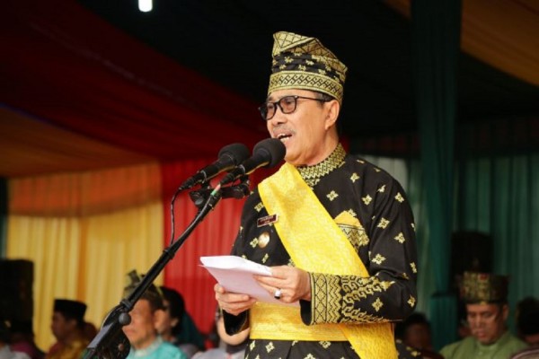 Syamsuar Sebut Bukan Hanya Asap Jadi Kado HUT Riau ke-62, Tapi...