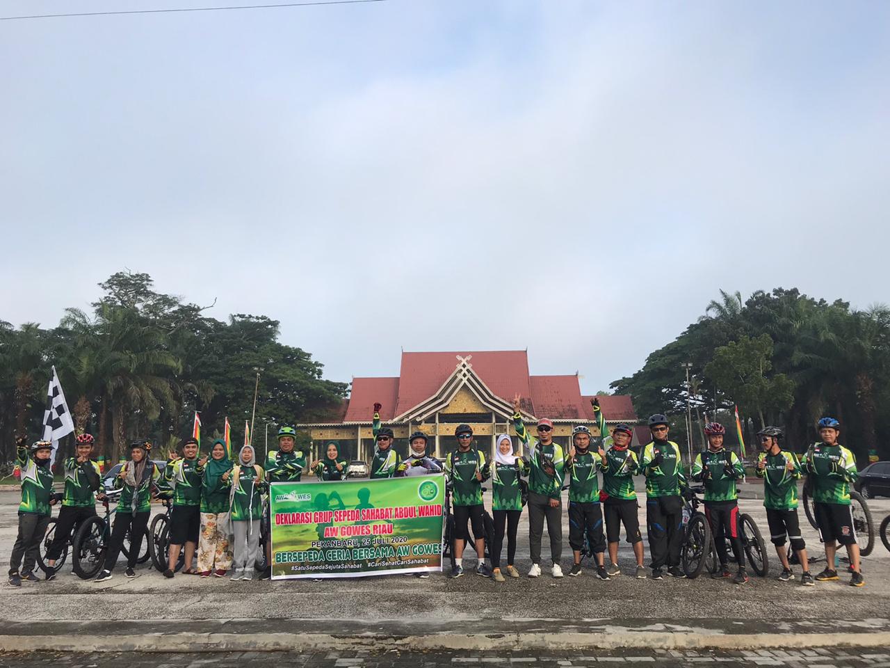 Abdul Wahid Resmikin Group Sepeda AW Gowes