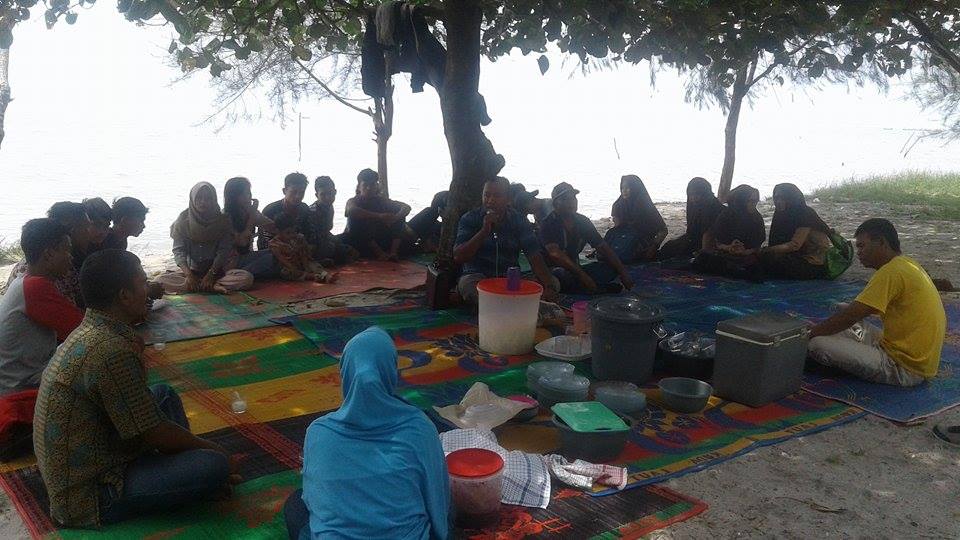 Luluskan 32 orang , Kepsek SMK Kita Matapao Berpesan Janganlah Berpuas Diri Tetapi Lanjutkanlah ke Perguruan Tinggi