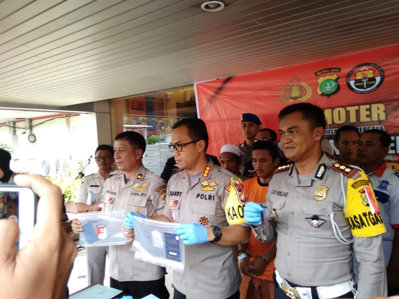 Sopir Mobil Pick Up Pembawa Santri yang Terbalik di Cipondoh Resmi Jadi Tersangka