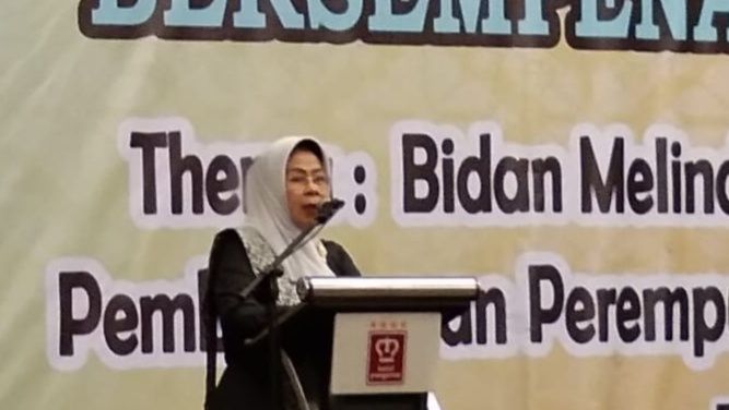 Bidan Garda Terdepan Kesehatan di Desa