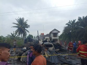 Kebakaran Ruko di Rimbo Panjang, Satu Orang Dikabarkan Meninggal Dunia