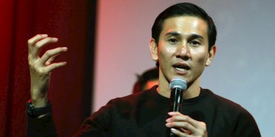 Skrip Terbaik, Vino G Bastian Merasa Berjodoh Bermain Sebagai Chrisye