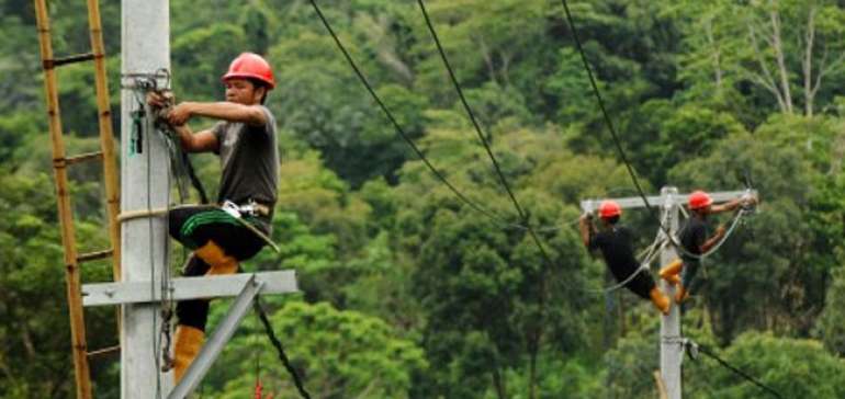 112 Desa di Riau Belum Dialiri Listrik