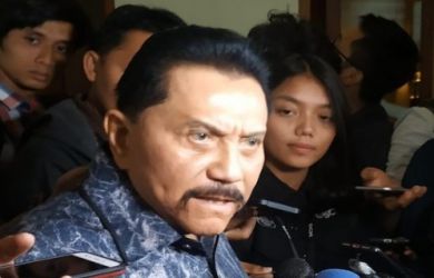 Polisi Diminta Tangkap Hendropriyono Gara-gara People Power, Emang Berani?