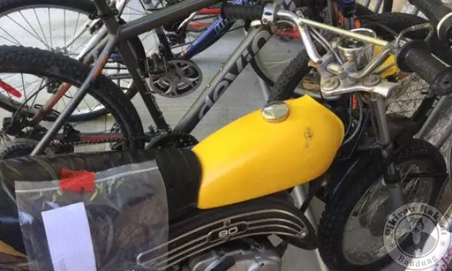 Pencuri Ini Mengembalikan Sepeda Motor dengan Bensin Penuh dan Surat yang Mengagumkan