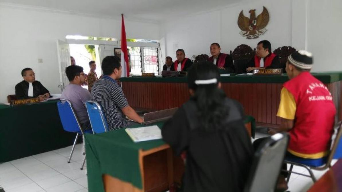 Sidang Terdakwa Kurir Sabu, Hakim Dengarkan Keterangan Saksi