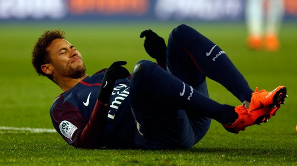 PSG Konfirmasi Neymar Absen Selama 10 Pekan