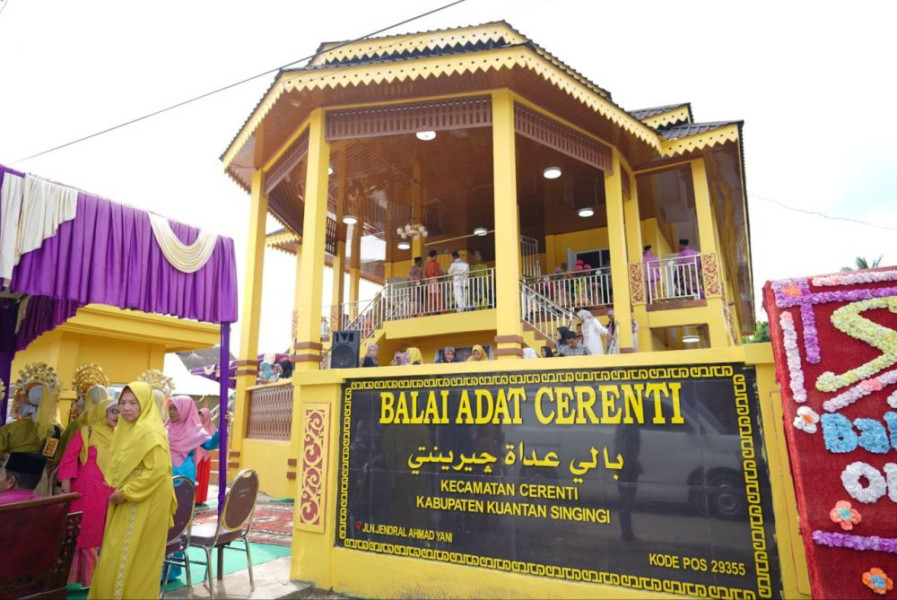 Sempat Mangkrak 12 Tahun, Balai Adat Cerenti Kuansing Diresmikan