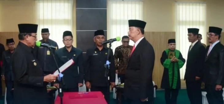 Bupati Wardan Lantik 6 Pejabat Pimpinan Tinggi Pratama dan 5 Pejabat Administrator
