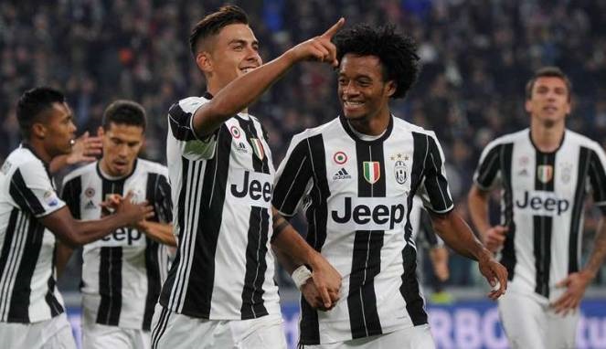 Juventus Bantai Barcelona