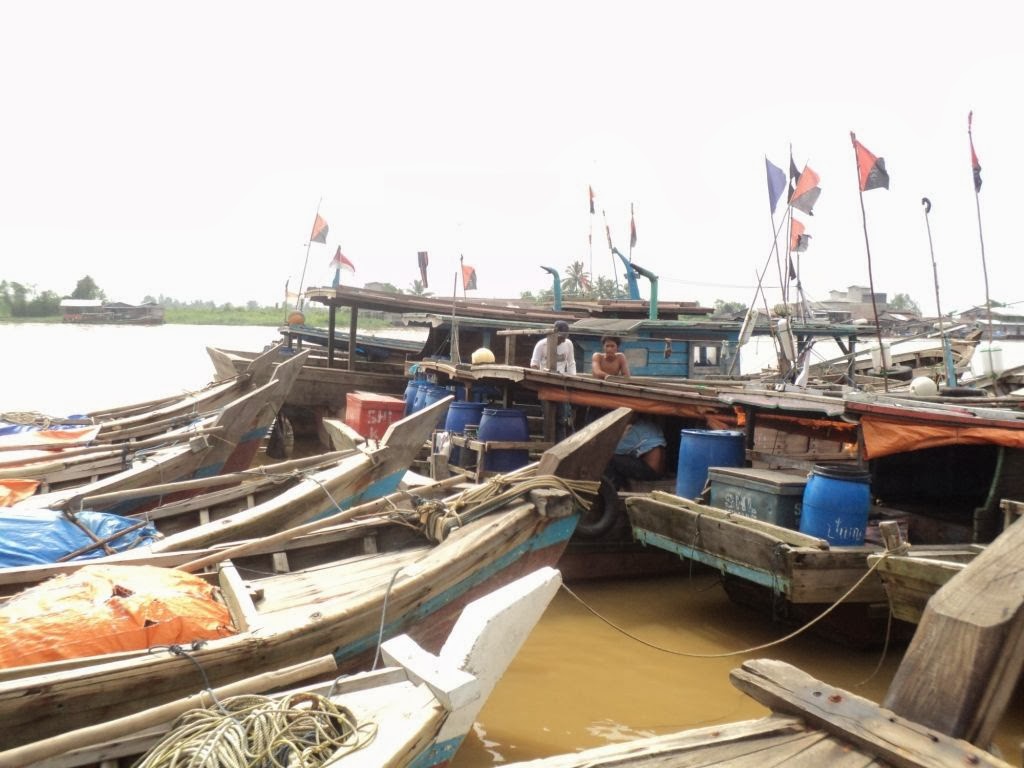 Cuaca Buruk, Sudah 3 Bulan Nelayan di Jambi Tak Melaut