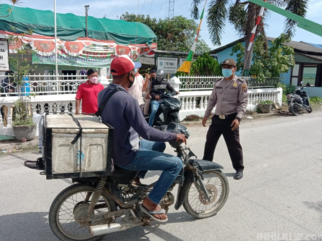 Polsek Teluk Mengkudu Gelar Piket Posko PPKM Mikro Desa Sialang Buah