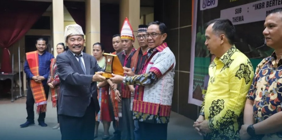 Bupati HM Wardan Hadiri Pengukuhan dan Pelantikan IKBR Inhil
