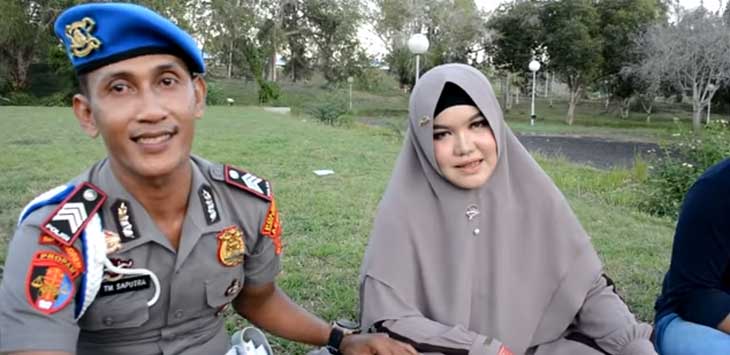 Mahar Rp 300 Juta, Brigadir TM Saputra Nangis Ceritakan Alasan Nikahi Adik Ipar