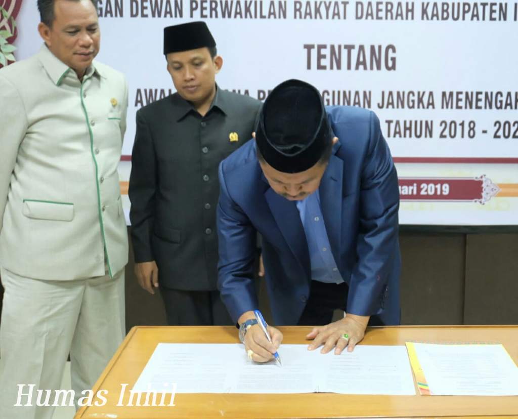 Syamsuddin Uti Tandatangani Nota Kesepahaman RPJMD 2018-2023