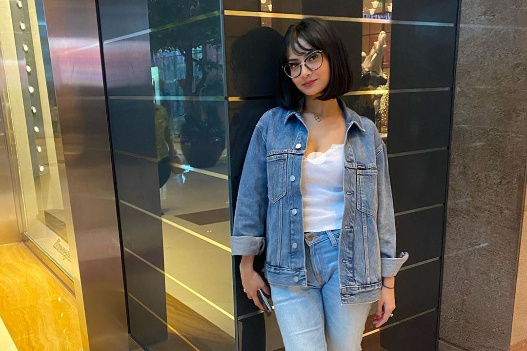 Tampil Seksi di Dapur, Suami Vanessa Angel Minta Bikin 'Dosa'