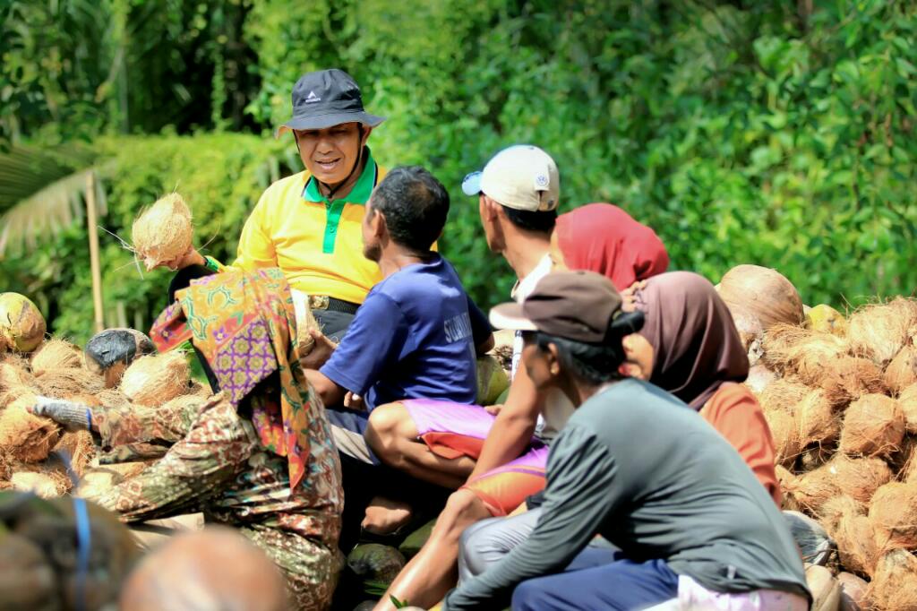 Wardan Berharap World Cocunut Day Berdampak Positif Kepada Harga Kelapa