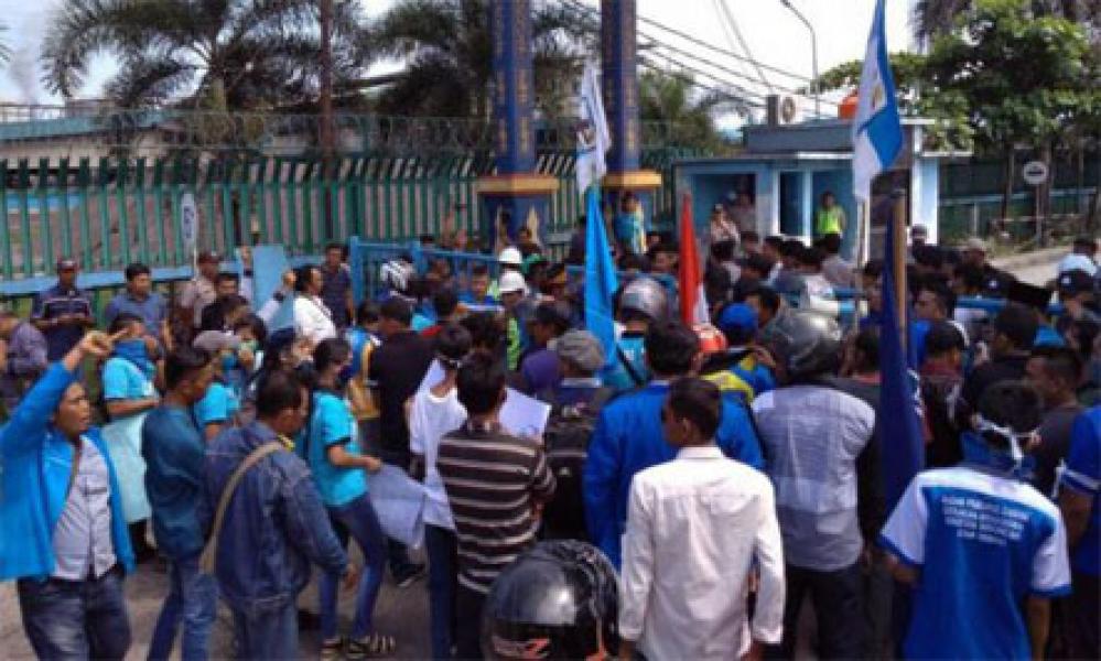 Massa di Dumai Desak Cabut izin PT Nagamas Palmoil Lestari