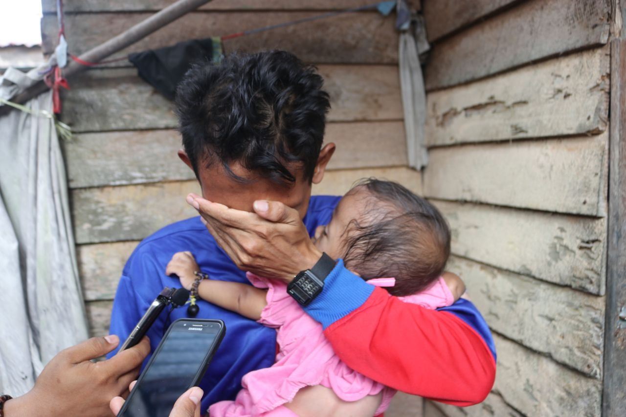 Basirun Tertangis Haru saat Polres serahkan Bantuan