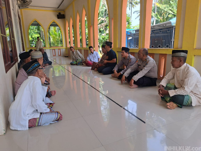 Polsek Teluk Mengkudu Giat Jumat Curhat