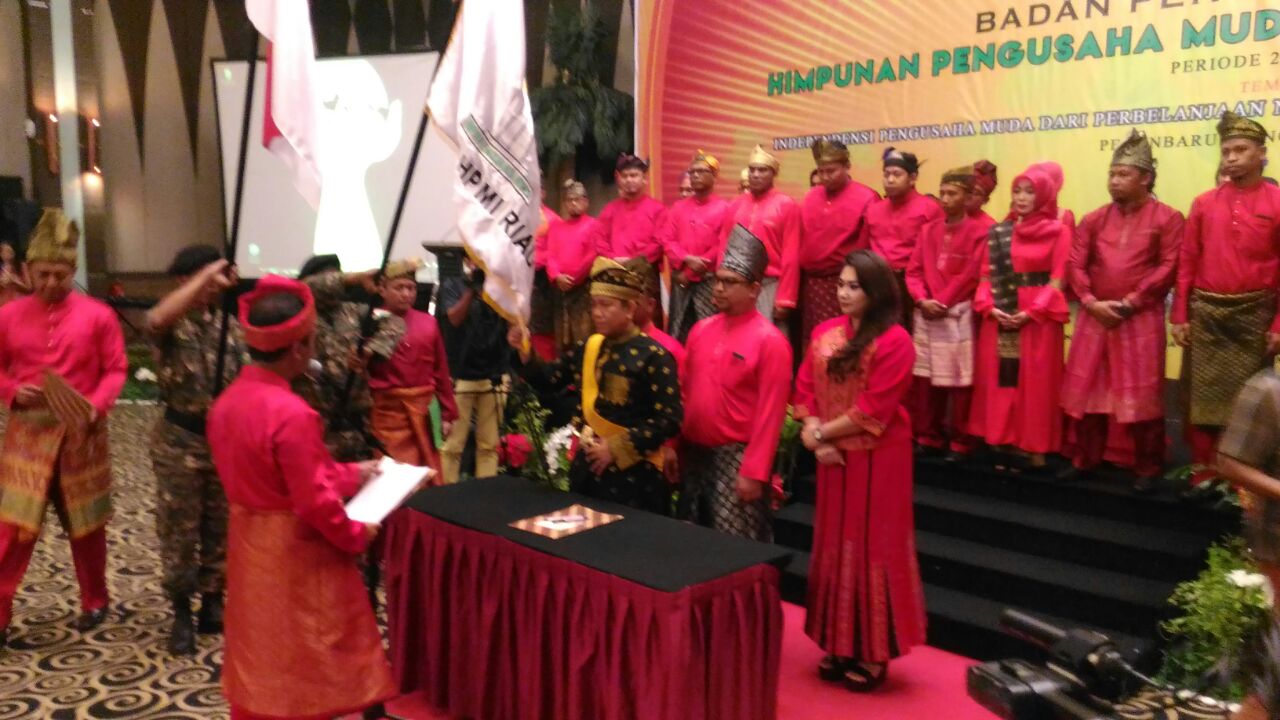 Si Anak Parit Bergelar Datuk Resmi Pimpin BPD HIPMI Riau