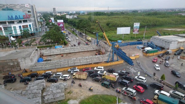 Kendaraan Roda 2 Seharusnya Tak Melintasi Flyover, Tapi Pemerintah Wajib Disediakan Ini