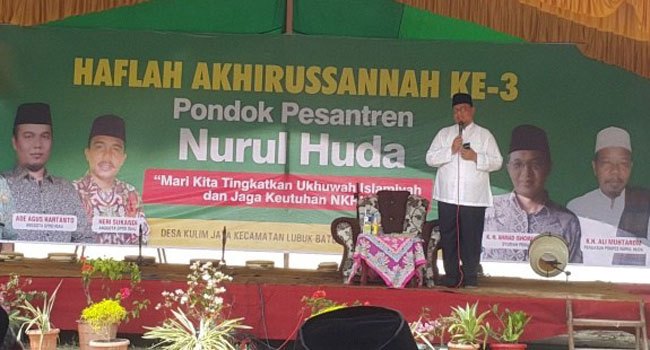 Di Depan Ribuan Warga NU, LE Nyatakan Maju pada Pilgubri 2018