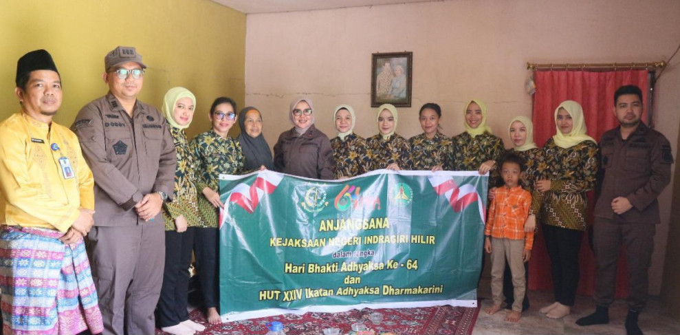 Kejari Inhil Gelar Giat Baksos dan Anjangsana ke Kediaman Purnaja Kejaksaan