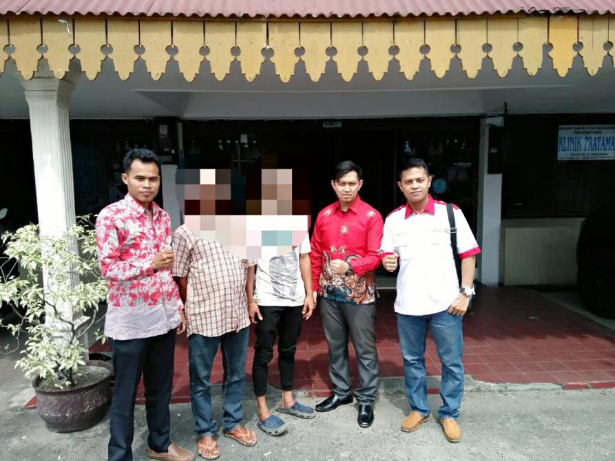 Pemuda BNN Provinsi Riau Serahkan Korban Penyalahgunaan Narkoba ke BNNP